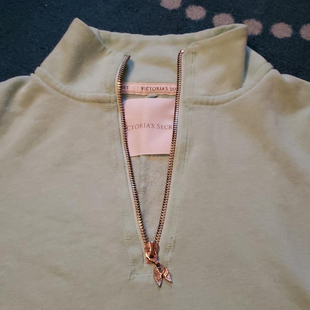 Victoria's Secret mint pullover with front pocket - Picture 2 of 3